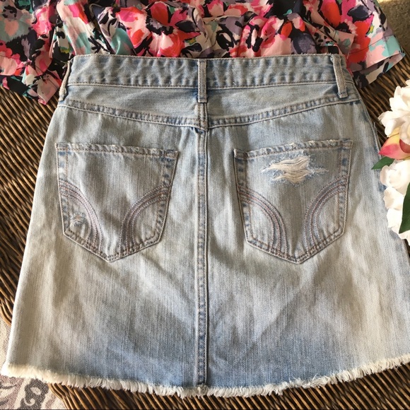 🍃🌸Gorgeous High-Rise Distressed Mini Skirt👖🌸🍃 - Picture 5 of 5